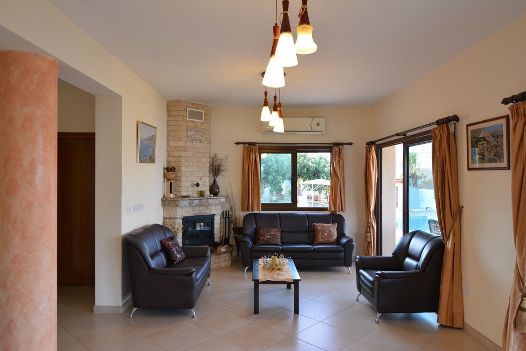 Kalli Villa Pomos Camera foto