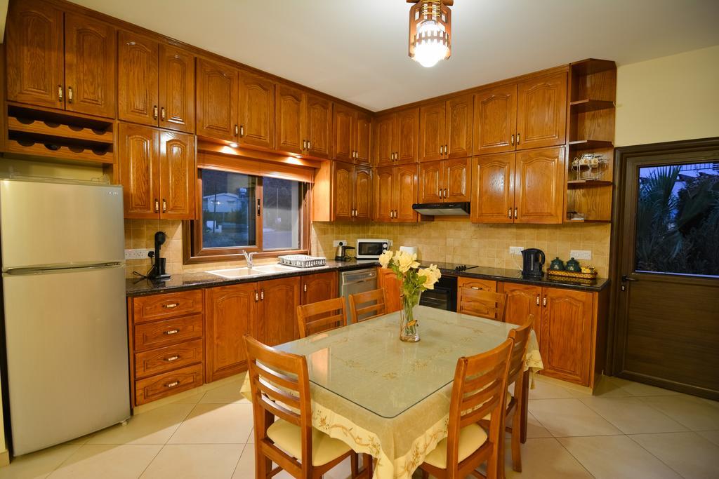 Kalli Villa Pomos Esterno foto